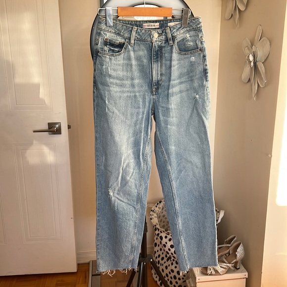 GUESS mom Jean - Picture 1 of 7